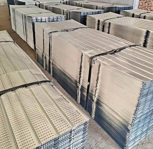 止水魚(yú)鱗網(wǎng)板 揭秘新型建材的施工技術(shù)與應(yīng)用奧秘