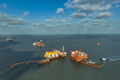 我的光影故事 回眸2023丨在海上，與重器走過四季